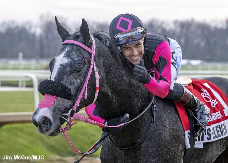Love You More edges Rehoboth Stakes field at Delaware Park