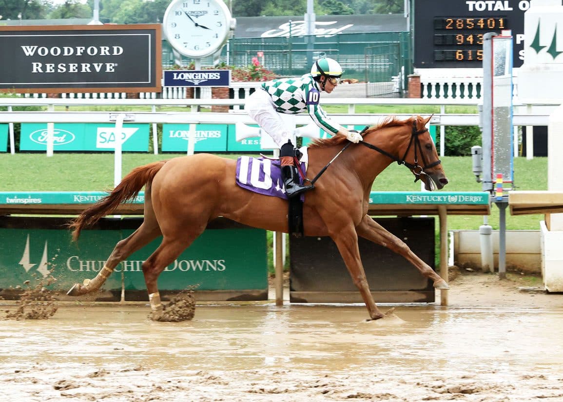 In Scope splashes home at Churchill Downs, earns Rising Star status